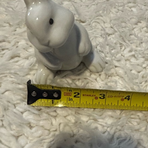 OMC Taiwan Porcelain Rabbit w Ears Laded Back giant feet 4.5x3 30% off w♥️ - Picture 6 of 6